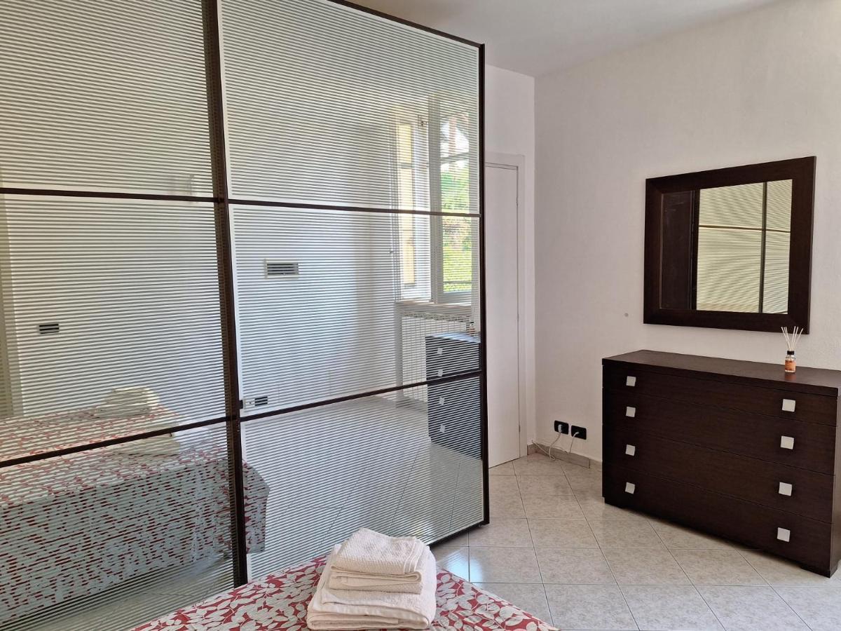 Appartamento La Casa Dei Nonni Malnate المظهر الخارجي الصورة